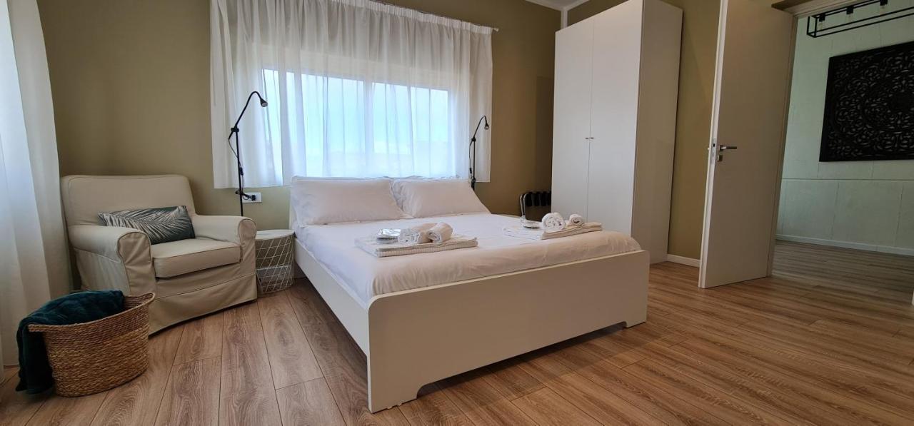 Di Fresco Apartments - Holiday House ปาแลร์โม ภายนอก รูปภาพ