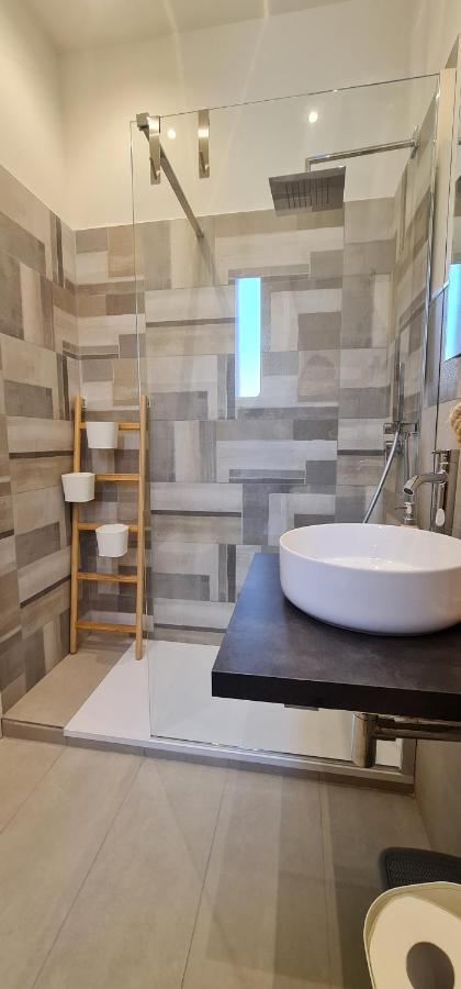 Di Fresco Apartments - Holiday House ปาแลร์โม ภายนอก รูปภาพ